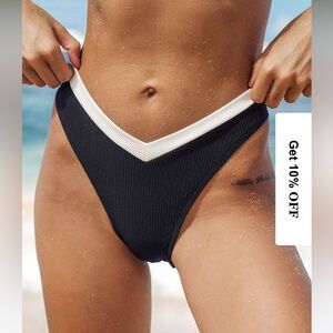 NWT Berlook Contrast V-cut Bikini Bottoms